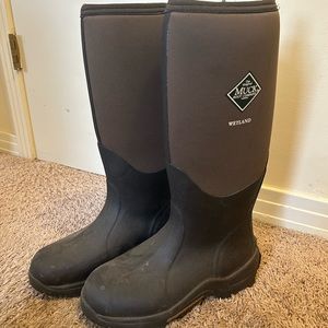 Muck Boots Great condition ✨W 8